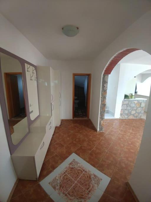 Casa Farmak - 4 Bedroom Lux Apartment With Infinity Pool & Lake View Ohrid Bagian luar foto