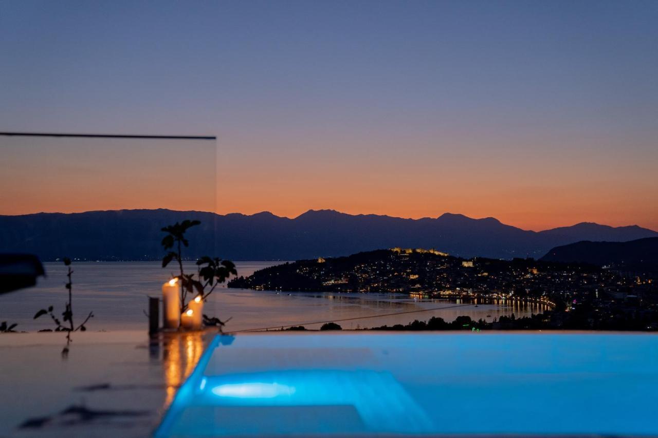 Casa Farmak - 4 Bedroom Lux Apartment With Infinity Pool & Lake View Ohrid Bagian luar foto