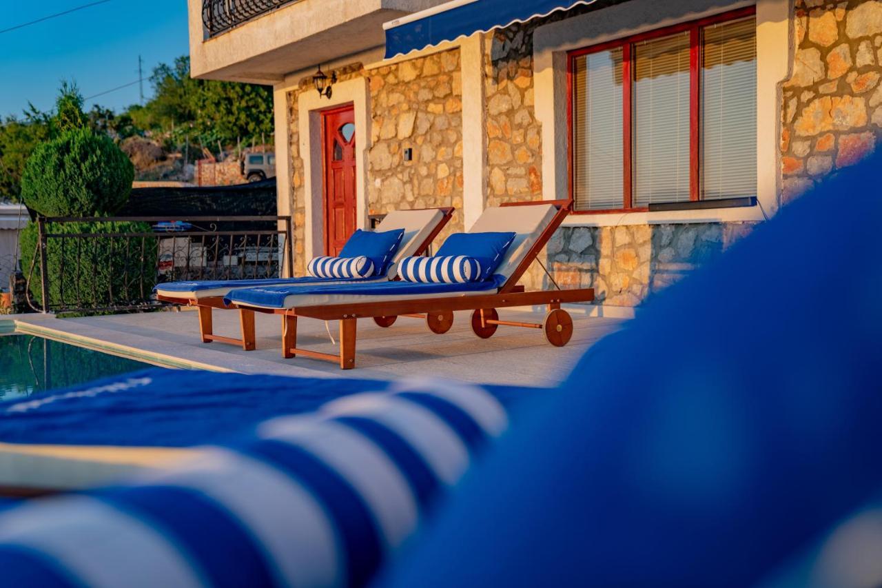 Casa Farmak - 4 Bedroom Lux Apartment With Infinity Pool & Lake View Ohrid Bagian luar foto