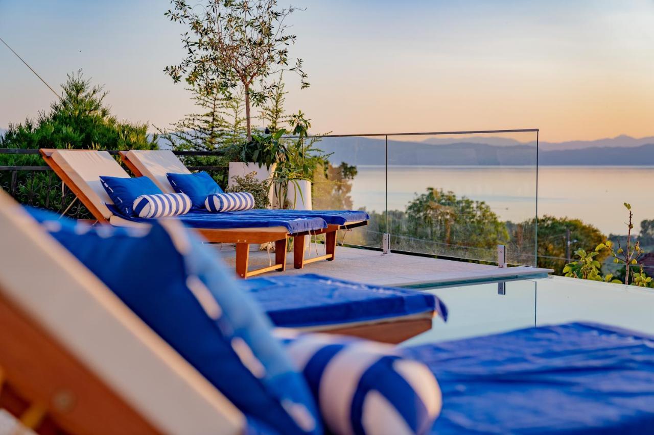 Casa Farmak - 4 Bedroom Lux Apartment With Infinity Pool & Lake View Ohrid Bagian luar foto